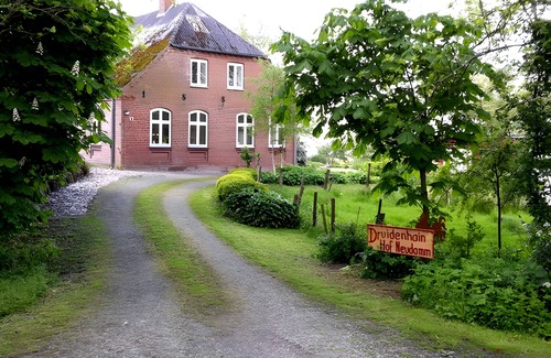 Neukirchen/Erzgeb Apartment | Hof Neudamm Small Holiday Apartment