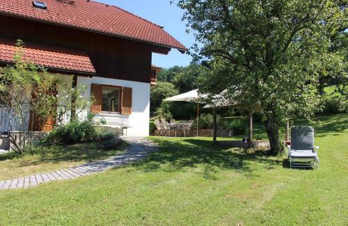 Hallwang House | Hofstatt Salzburg - Ferienhaus im Grünen am Stadtrand von Salzburg