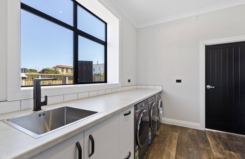 Hokitika Apartment | Hokitika Fire Station Boutique Accommodation