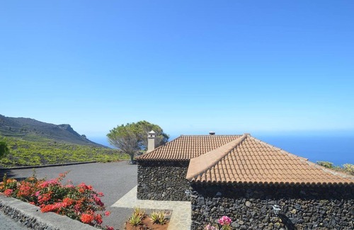 Los Quemados House | Holiday house Fuencaliente de la Palma for 1 - 4 persons with 2 bedrooms - Holiday home