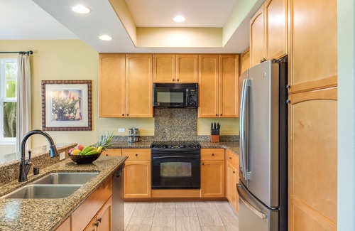 Waikoloa House | Holiday 4-nt sale! Colony Villas quiet redone end unit. Tropical views, 90 golf!