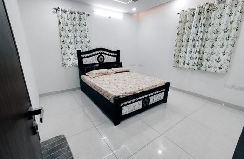 Serilingampally House | Holiday Abode
