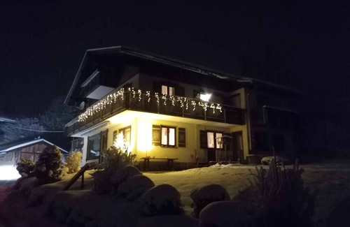 Immenstadt im Allgaeu Apartment | Holiday apartment with balcony to the south