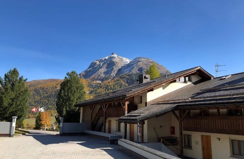 La Punt-Chamues-ch Apartment | Holiday apartment La Punt-Chamues-ch for 1 - 4 persons with 2 bedrooms - Holiday apartment