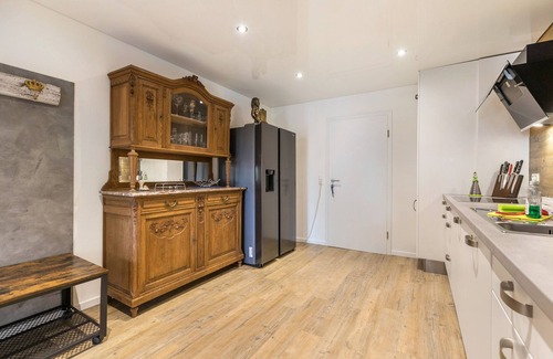 Schonberger Strand Apartment | Holiday Apartment "Treibholz - Feriendomizil Ostsee" with 2 Terraces, Directly on the Beach and WiFi