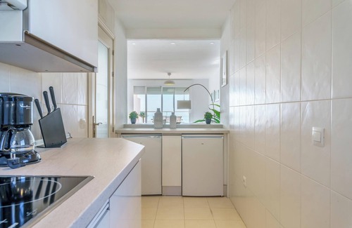 Benalmadena Apartment | Holiday Apartment 'Lovely Apartment with Seaview' with Terrace & Wi-Fi