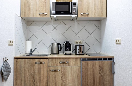Muritz Apartment | Holiday Apartment 'Storchenzimmer' with shared terrace and Wi-Fi