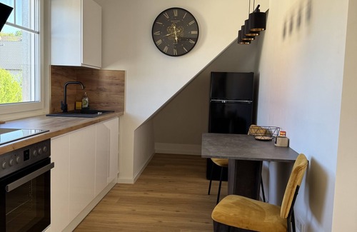 Oerlinghausen Apartment | Holiday apartment-private bathroom-attic