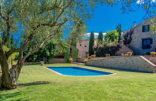 Albons Apartment | Holiday apartment Albons for 1 - 6 persons with 3 bedrooms - Row house