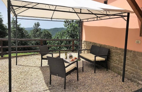 Apecchio Apartment | Holiday apartment Apecchio for 1 - 6 persons with 3 bedrooms - Twin house