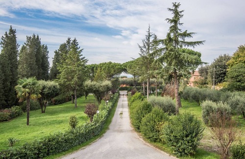 Santarello Apartment | Holiday Apartment "Appartamento Ulivo" with Garden & Terrace