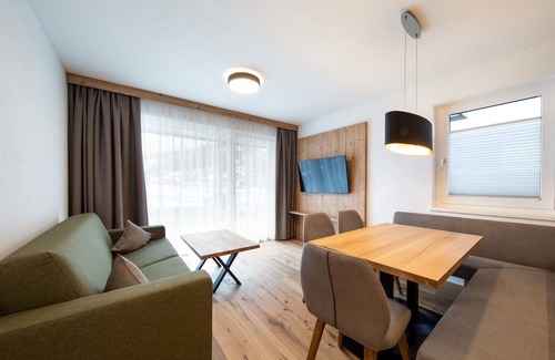 Soelden Apartment | holiday apartment/apt. for 4 guests with 61m² in Sölden (176205)