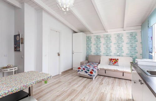 Corralejo Apartment | Holiday Apartment "Atico Casapueblo" Near the Beach with Mountain View