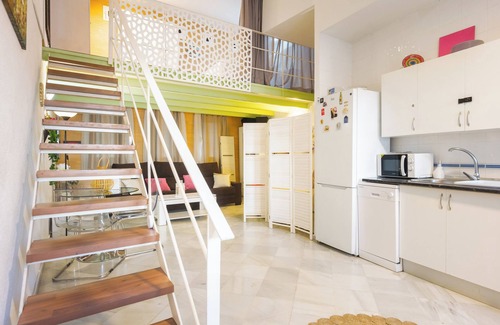 Encarnacion-Regina Apartment | Holiday Apartment "Ático Penthouse Seville Terrace Dup" with Private Terrace, Balcony & Wi-Fi