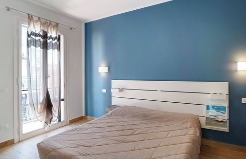 Arma di Taggia Apartment | Holiday Apartment 'B184 - Splendido Alloggio Al Mare' with Balcony