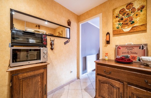 Bernex Apartment | Holiday Apartment "Bernex - 3 Personnes" with Mountain View & Private Terrace