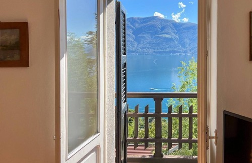 Brissago Apartment | Holiday apartment Brissago for 1 - 4 persons with 2 bedrooms - Holiday apartment