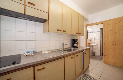 Saltusio Apartment | Holiday Apartment "Camping Passeier Lavendel" with Mountain View, Pool, Sauna & Wi-Fi