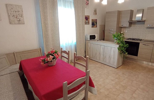 Chiusi Apartment | Holiday Apartment "Casa Vacanze Mongili" with Private Pool, Balcony & Wi-Fi