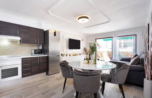 El Medano Apartment | Holiday Apartment Centro Medano close to the Beach with Wi-Fi & Balcony