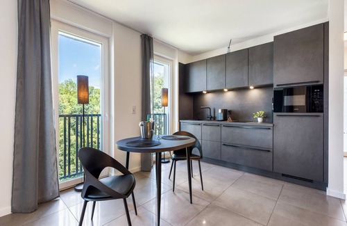 Altenbeken Apartment | Holiday Apartment "Egge Resort 7b" with Balcony, Whirlpool and Sauna