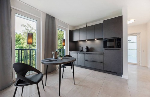 Altenbeken Apartment | Holiday Apartment "Egge Resort 7e" with Balcony, Whirlpool and Sauna