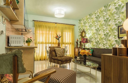 Playa de Arinaga Apartment | Holiday Apartment "Flamingo Rosa" close to the Beach with Wi-Fi