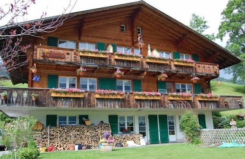 Grindelwald Ski Chalet | Holiday apartment Grindelwald for 1 - 4 persons with 1 bedroom - Farmhouse