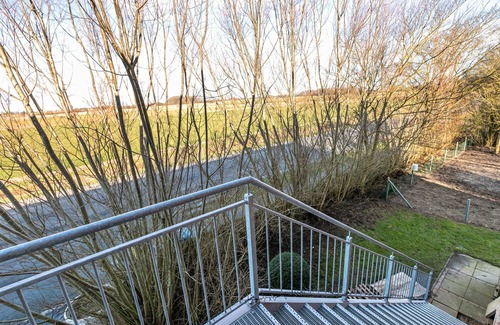 St. Annen Apartment | Holiday Apartment 'Gutgemacht' with Shared Terrace, Garden and Wi-Fi