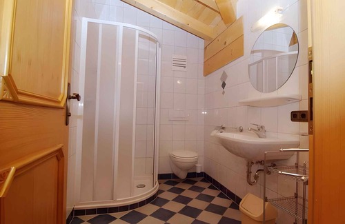 Stummerberg Apartment | Holiday apartment in quiet surroundings in the region of the Zillertal mountains
