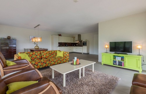 Oranjeplaat House | Holiday apartment in a prime location