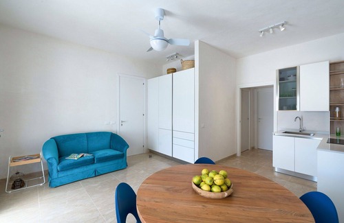 Custonaci Apartment | Holiday Apartment in Cornino with 2 bedrooms sleeps 3