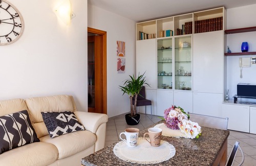 Albiano Magra Apartment | Holiday Apartment "La Dani" with Balcony