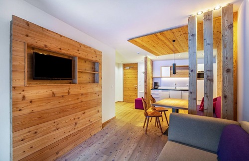 San Giacomo Apartment | Holiday Apartment "Stoana Apt 2-6" with Relaxing Wellness Area