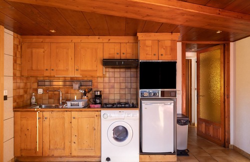 Sallanches Apartment | Holiday Apartment 'Le Daguet' with Mountain View, Terrace & Wi-Fi