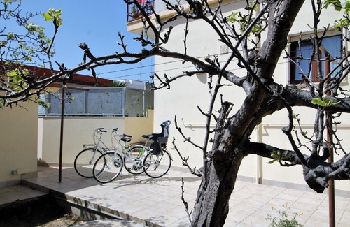 Pulsano Apartment | Holiday apartment Marina di Pulsano for 1 - 5 persons with 2 bedrooms - Twin house