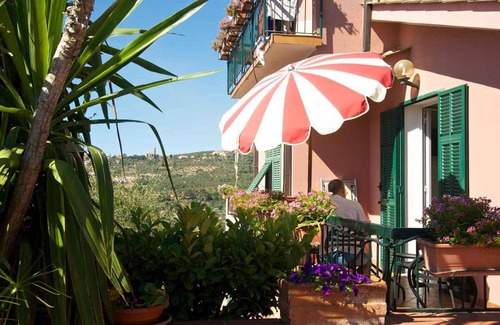 Loano Apartment | Holiday apartment mit Klimaanlage und Pool