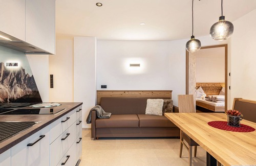 Funes Other | Holiday Apartment "Planerhof Apartment Lilie" with Mountain View, Shared Terrace and Wi-Fi