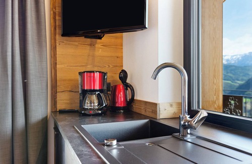 Lajen Apartment | Holiday Apartment 'Platiederhof Apt Tschöfas' with Mountain View, Terrace & Wi-Fi