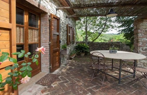 Pomaia Apartment | Holiday apartment Pomaia for 1 - 5 persons with 2 bedrooms - Holiday apartment