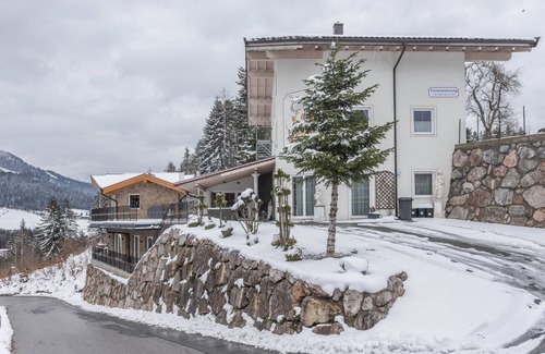 Fieberbrunn Apartment | Holiday Apartment 'Resort Hanni Wilder Kaiser' with Mountain View, Balcony & Wi-Fi
