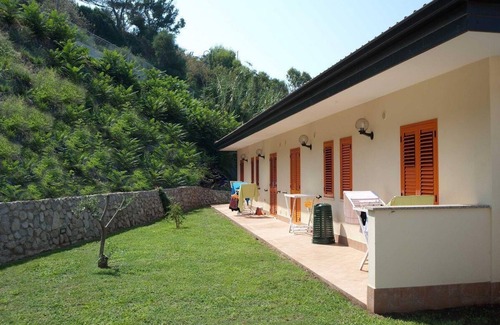 Santa Maria Apartment | Holiday apartment Santa Domenica for 1 - 3 persons with 1 bedroom - Row house