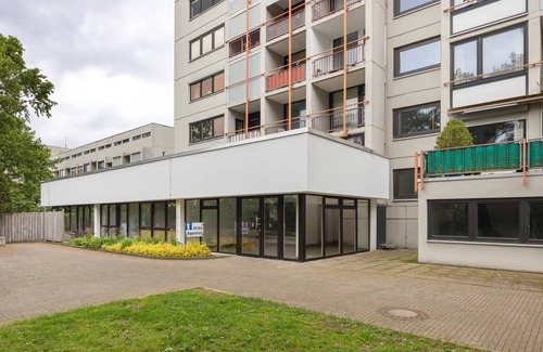 Region Hannover District Apartment | Holiday Apartment 'Skipper' with Balcony and Wi-Fi