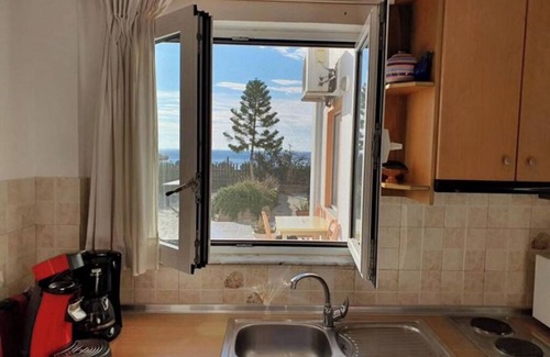 Mirtos Apartment | Holiday Apartment "Standard Studio" with Sea View, 2 Shared Terraces & Wi-Fi