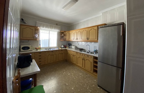 El Morche Apartment | Holiday Apartment 'Un Rico Domingo' with Terrace, Balcony & Wi-Fi