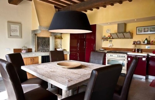 Vitolini Apartment | Holiday apartment Vinci for 1 - 6 persons with 3 bedrooms - Twin house