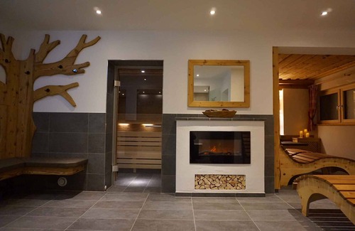 Wildschoenau Apartment | Holiday apartment with balcony and indoor swimming pool