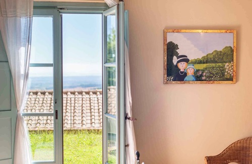 Trequanda Apartment | Holiday apartment with terrace, air conditioning and internet
