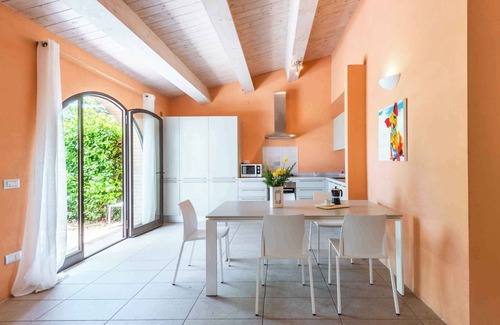 Trequanda Apartment | Holiday apartment with terrace, air conditioning and internet