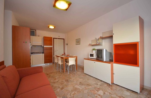Bibione Apartment | Holiday apartment with balcony and air conditioning